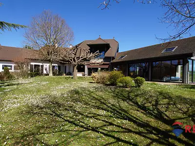Maison, 370 m²