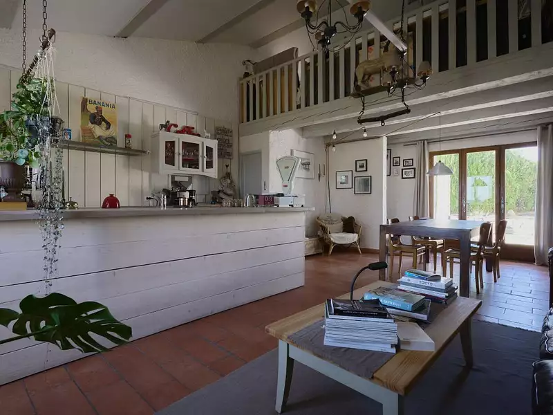 Maison, 210 m²