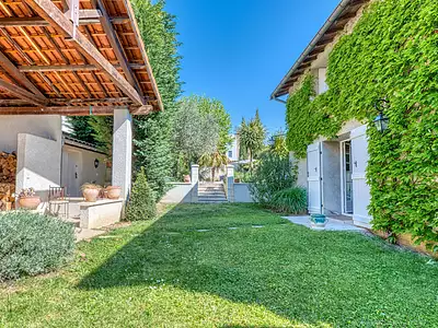 Maison, 220 m²