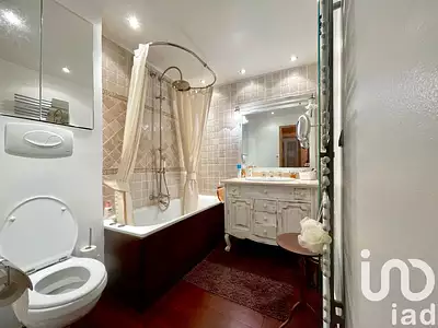 Maison, 247 m²