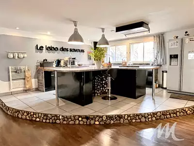 Appartement, 350 m²
