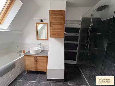 Maison, 143,61 m²