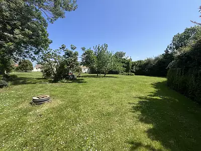 Terrain, 606 m²