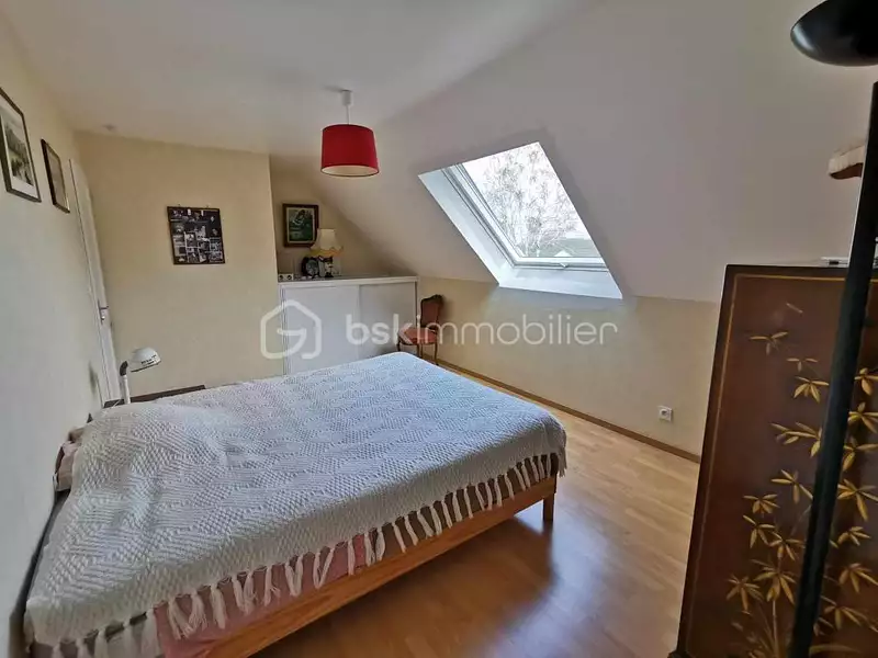 Maison, 215 m²