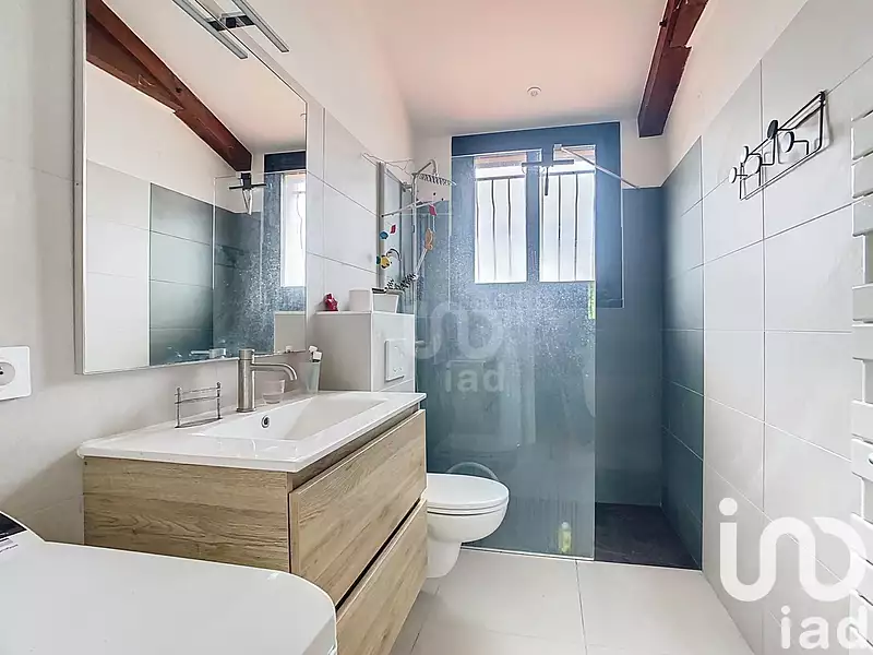 Maison, 196 m²