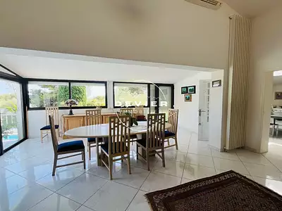 Maison, 189 m²