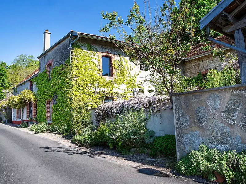 Maison, 320 m²