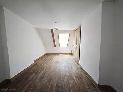 Maison, 280 m²