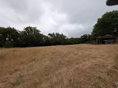 Terrain, 8 740 m²