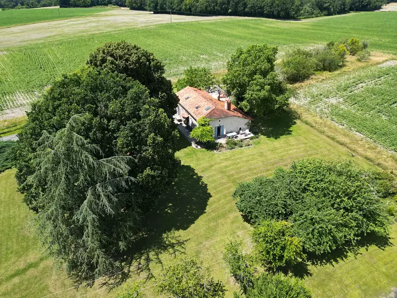 Maison, 164 m²