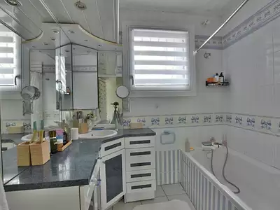 Maison, 163 m²