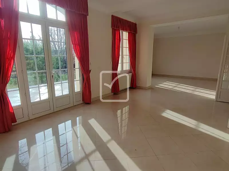 Divers, 260 m²