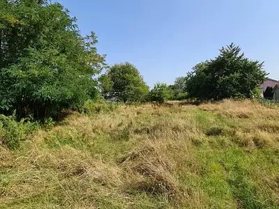 Terrain, 2 200 m²
