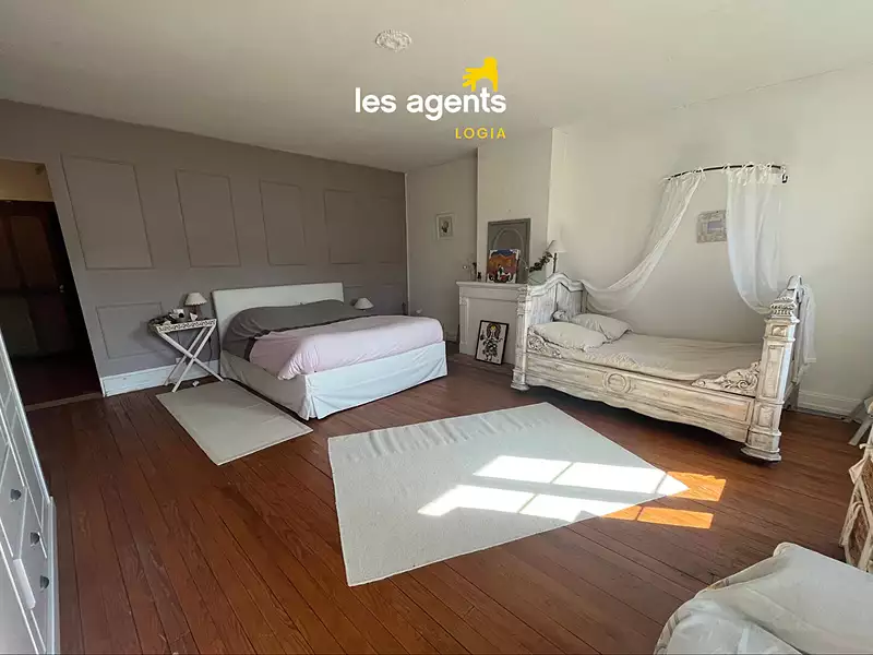 Maison, 320 m²