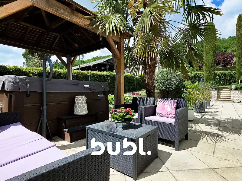 Maison, 302 m²