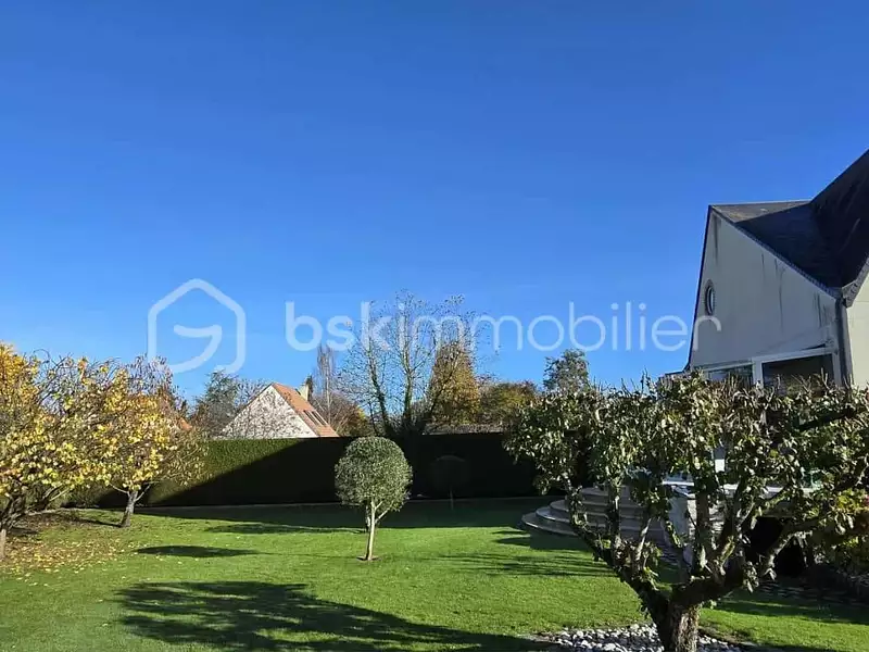 Maison, 221 m²