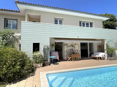 Maison, 199 m²