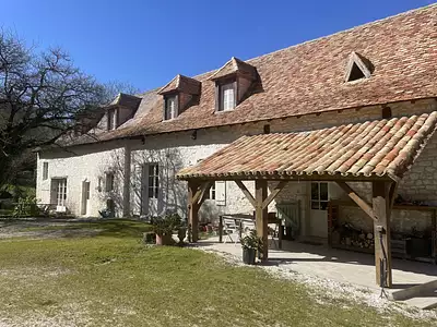 Maison, 240 m²