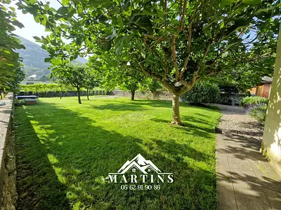Maison, 261 m²