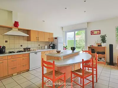Maison, 175,87 m²