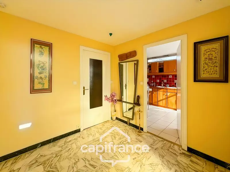 Maison, 99 m²