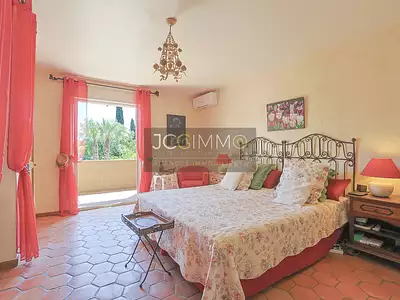 Maison, 310 m²