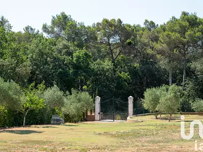 Maison, 268 m²