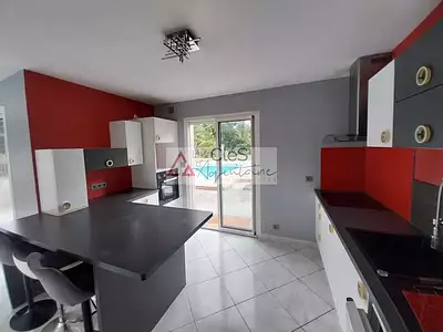 Maison, 190 m²