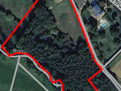 Terrain, 600 m²