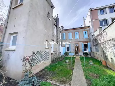 Immeuble, 300 m²