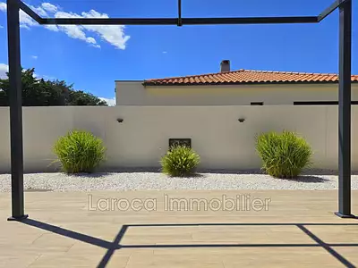 Maison, 93 m²