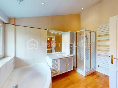 Maison, 122 m²