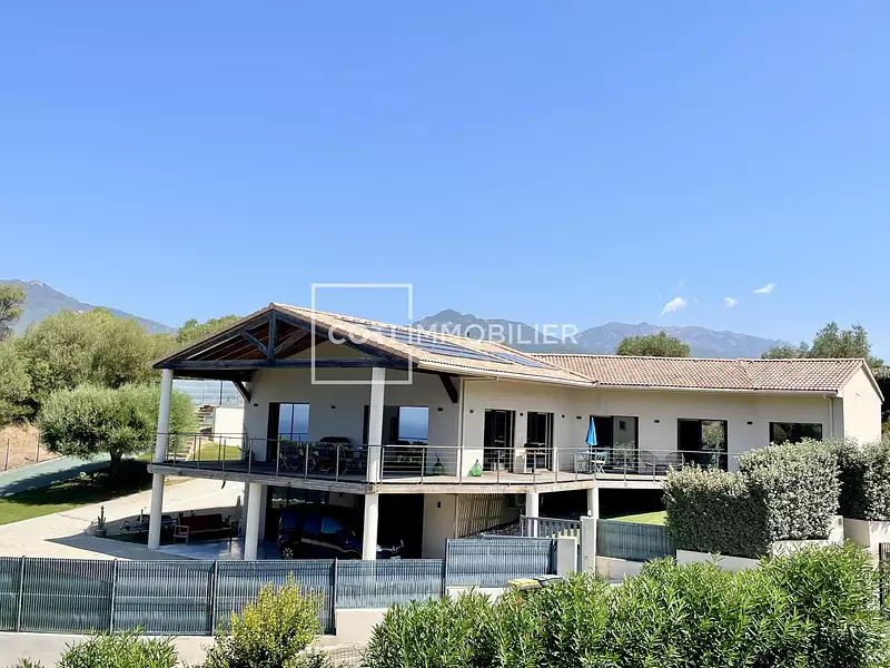 Maison, 166,84 m²