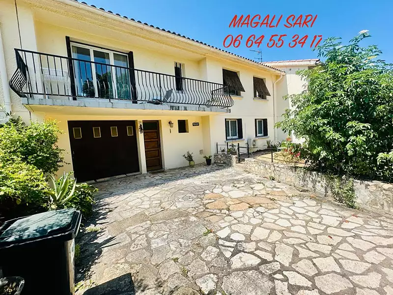 Maison, 132 m²