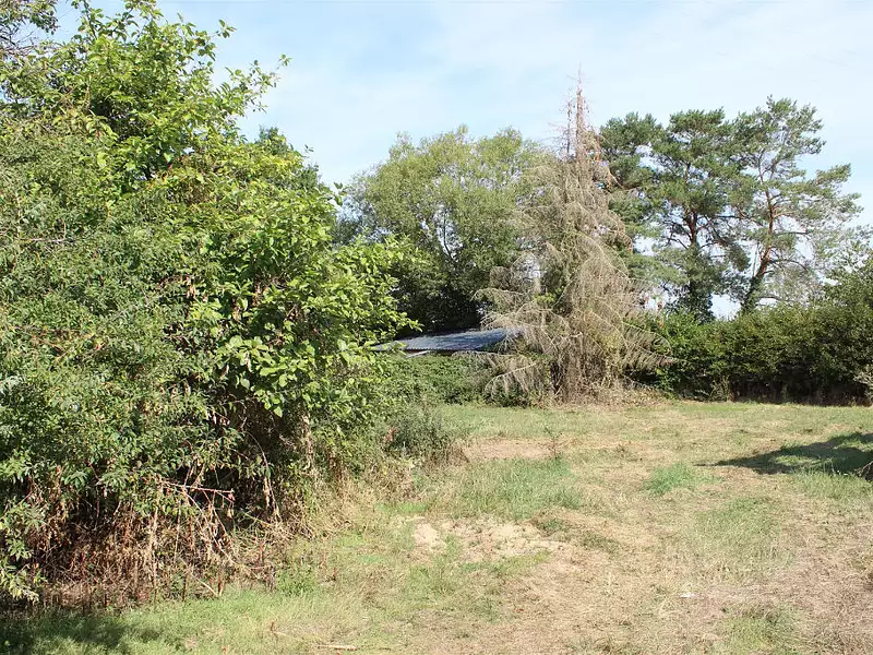 Terrain, 1 054 m²