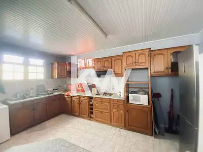 Maison, 198 m²