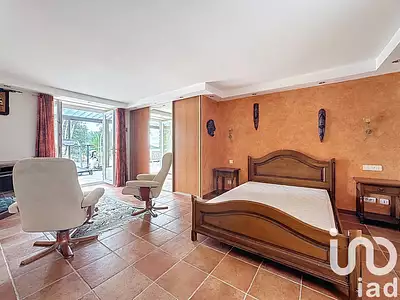 Maison, 167 m²