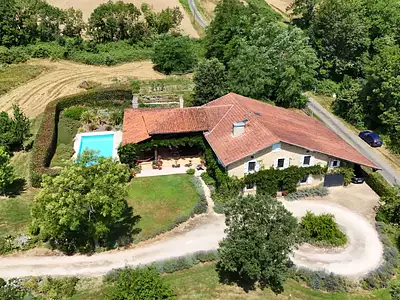 Maison, 300 m²