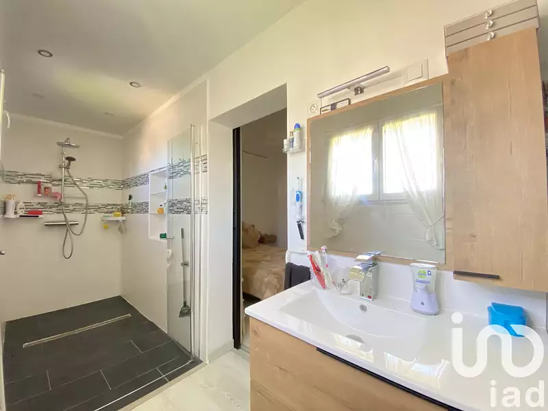 Maison, 195 m²