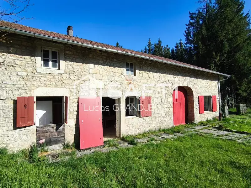 Maison, 240 m²