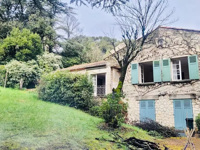 Maison, 180 m²