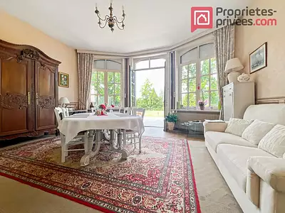 Maison, 570 m²