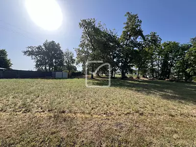 Terrain, 1 583 m²