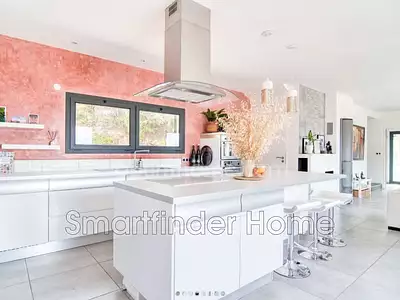 Maison, 194 m²