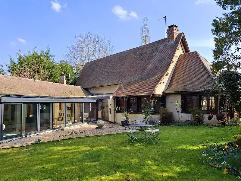 Maison, 234 m²