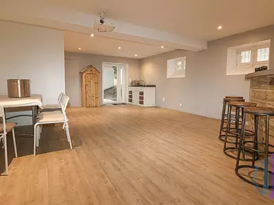 Maison, 205 m²