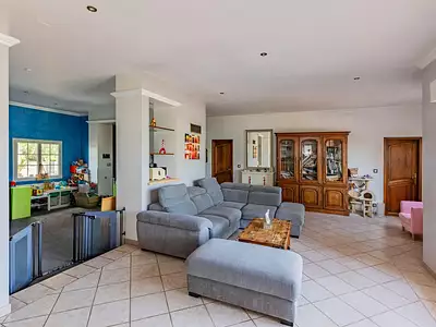 Maison, 195 m²