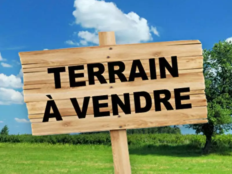 Terrain, 4 370 m²