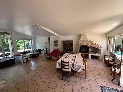 Maison, 210 m²