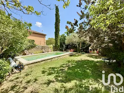 Maison, 220 m²